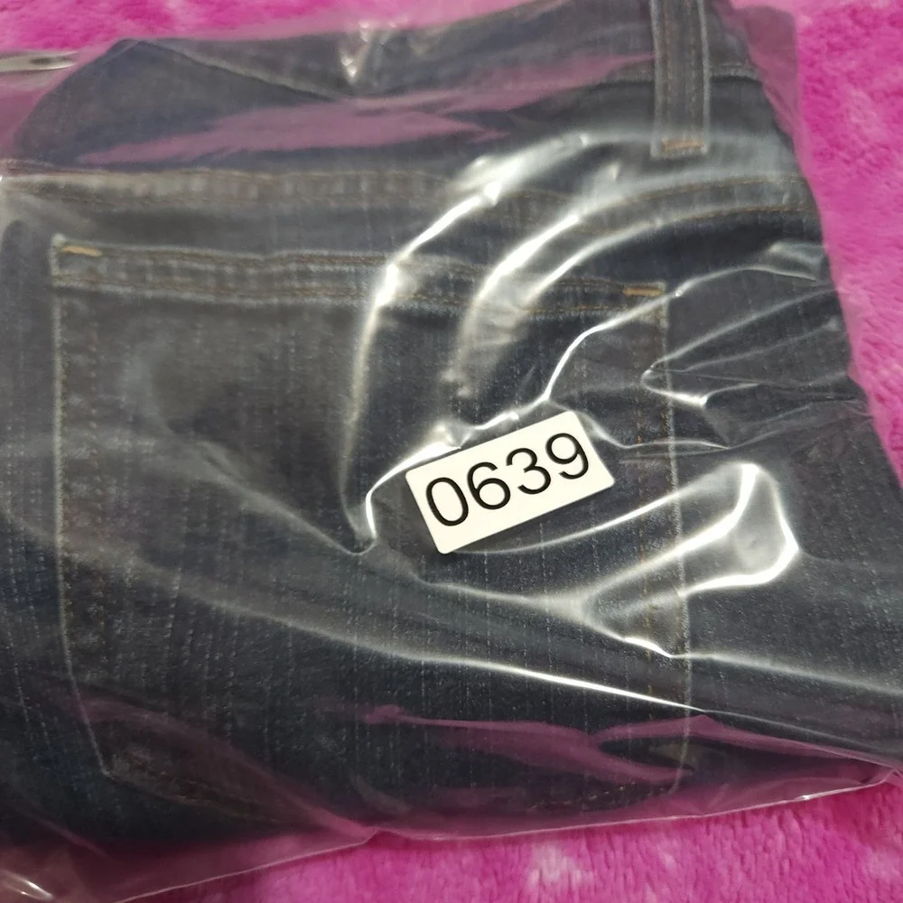 DKNY Jeans Women's 8L Bootcut‎ Blue Denim Stretch Jeans Long Inseam